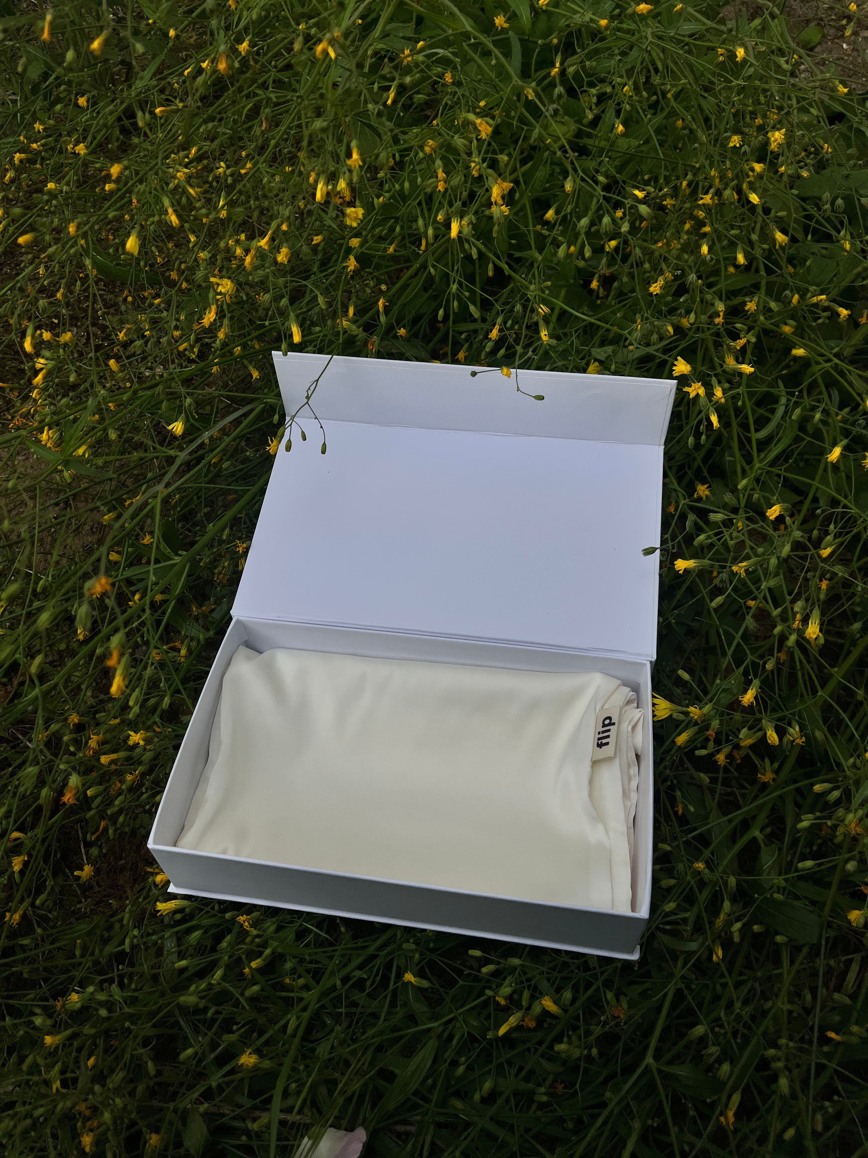 Dut İpek Beyaz Premium Yastık Kılıfı